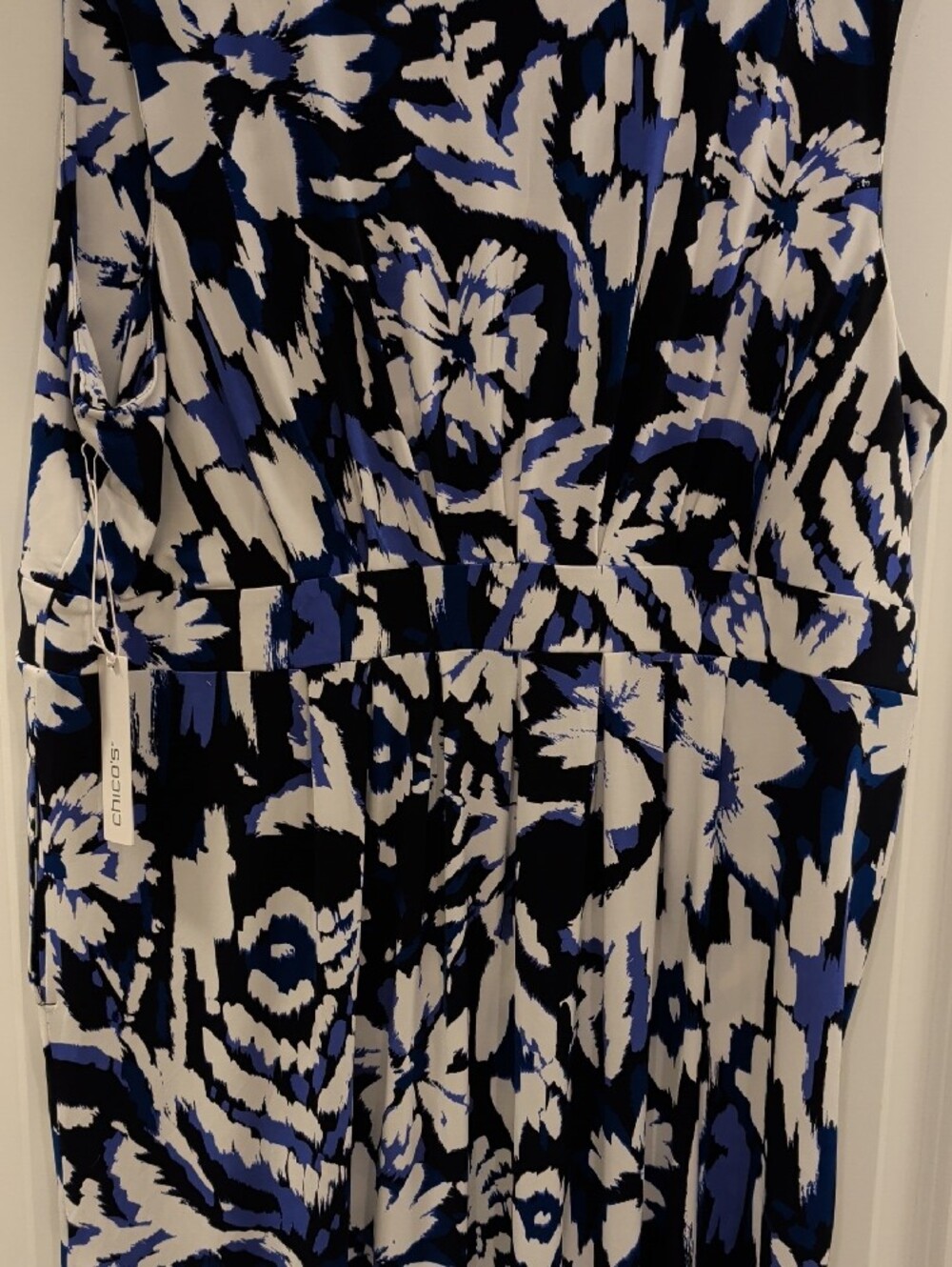 Chico's NWT Chico Size 4x Plus Black Blue White Floral-Abstract Sleeveless Dress - Picture 8 of 9